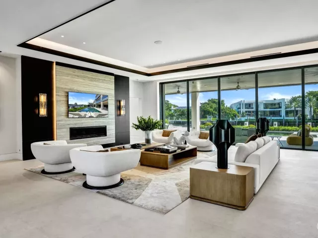 Продажа дома по адресу 23 ISLA BAHIA Drive - фото 9375324