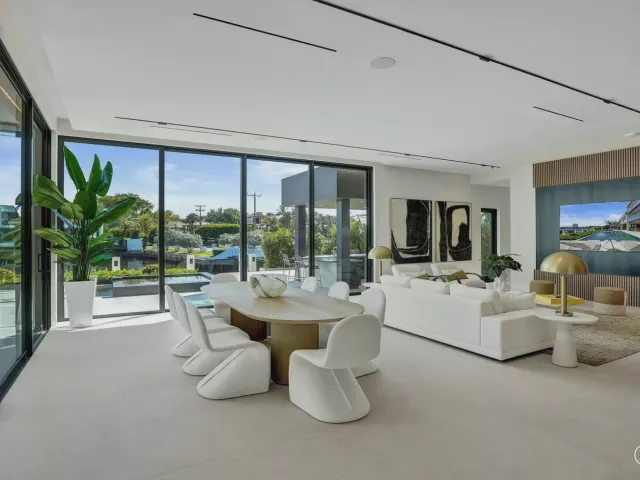 Продажа дома по адресу 23 ISLA BAHIA Drive - фото 9375330
