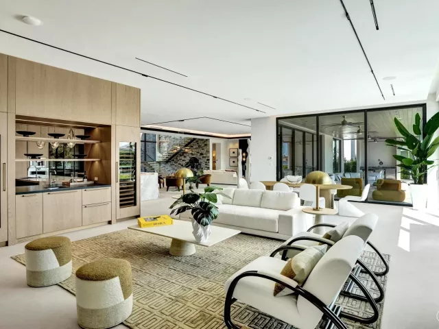 Продажа дома по адресу 23 ISLA BAHIA Drive - фото 9375332