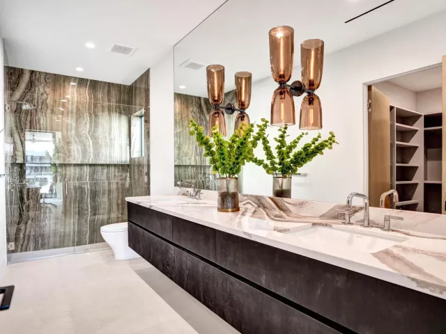 Продажа дома по адресу 23 ISLA BAHIA Drive - фото 9375340
