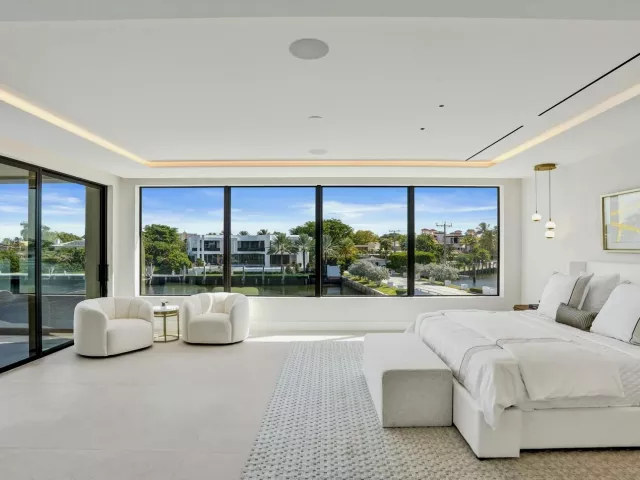 Продажа дома по адресу 23 ISLA BAHIA Drive - фото 9375359
