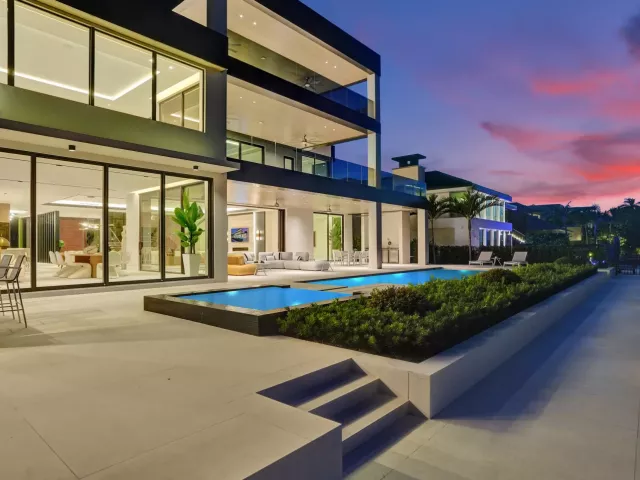Продажа дома по адресу 23 ISLA BAHIA Drive - фото 9375307
