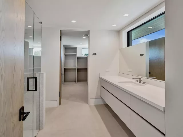 Продажа дома по адресу 23 ISLA BAHIA Drive - фото 9375370