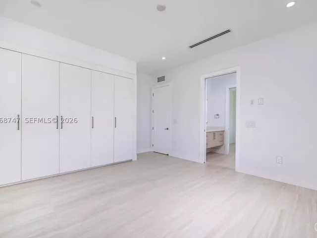 Продажа дома по адресу 9951 SW 41st Ter - фото 9300631