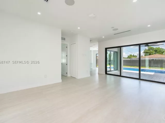 Продажа дома по адресу 9951 SW 41st Ter - фото 9300620