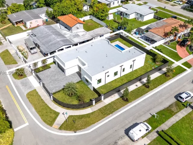 Продажа дома по адресу 9951 SW 41st Ter - фото 9300651