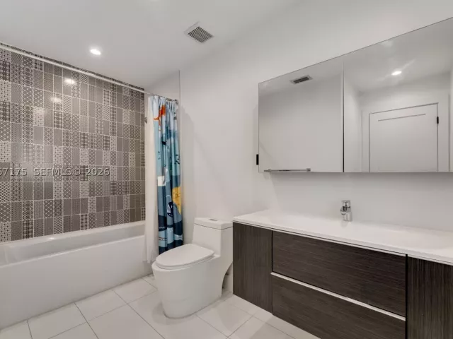 Продажа дома по адресу 7790 SW 53rd Avenue - фото 9262316