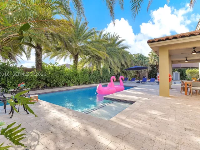 Продажа дома по адресу 2150 NW 16th Pl - фото 9259249