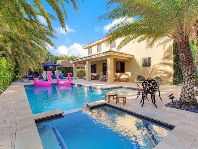 Продажа дома по адресу 2150 NW 16th Pl - фото 9259257