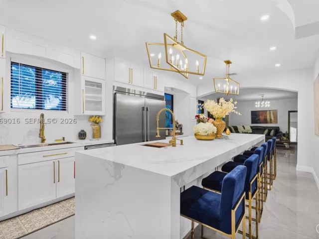 Продажа дома по адресу 2150 NW 16th Pl - фото 9259283
