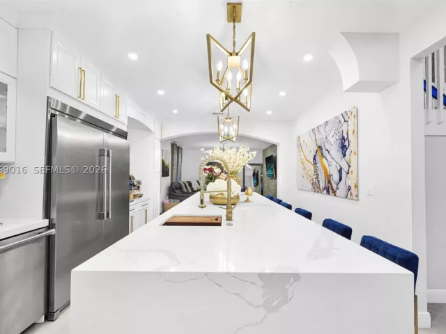 Продажа дома по адресу 2150 NW 16th Pl - фото 9259291
