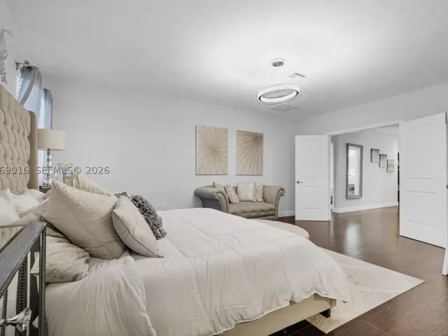 Продажа дома по адресу 2150 NW 16th Pl - фото 9259366