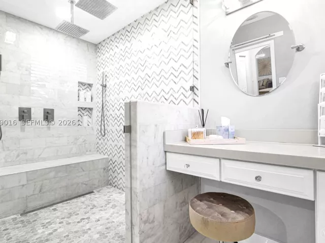 Продажа дома по адресу 2150 NW 16th Pl - фото 9259381
