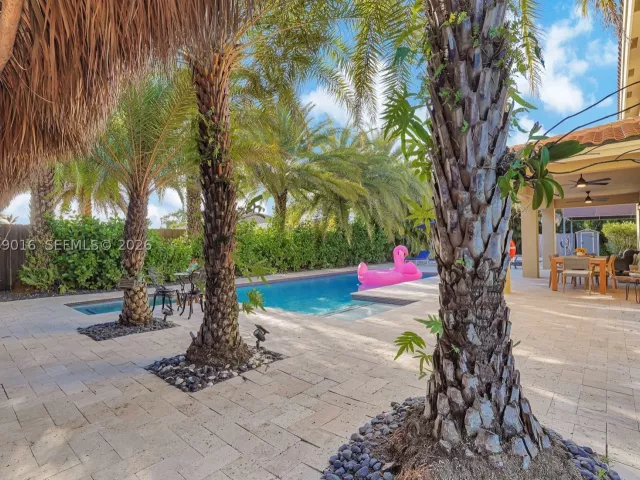 Продажа дома по адресу 2150 NW 16th Pl - фото 9259247