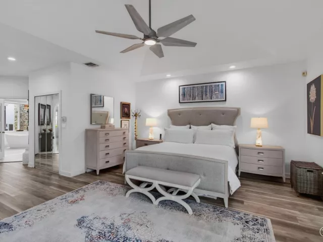 Продажа дома по адресу 6098 NW 24th Terrace - фото 9268264