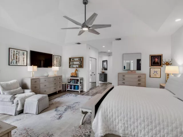 Продажа дома по адресу 6098 NW 24th Terrace - фото 9268265