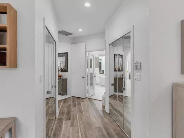 Продажа дома по адресу 6098 NW 24th Terrace - фото 9268267