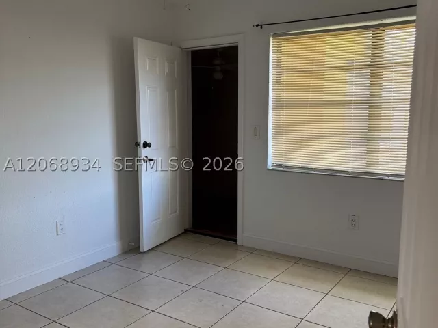 Продажа дома по адресу 12135 SW 182nd Ter - фото 9264046