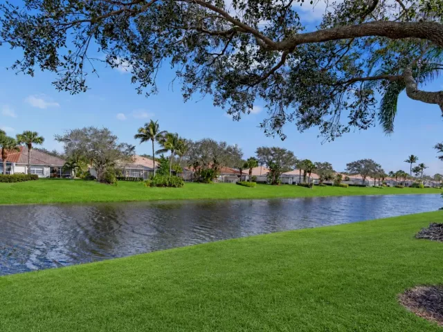 Продажа дома по адресу 7813 Quida Drive - фото 9262536