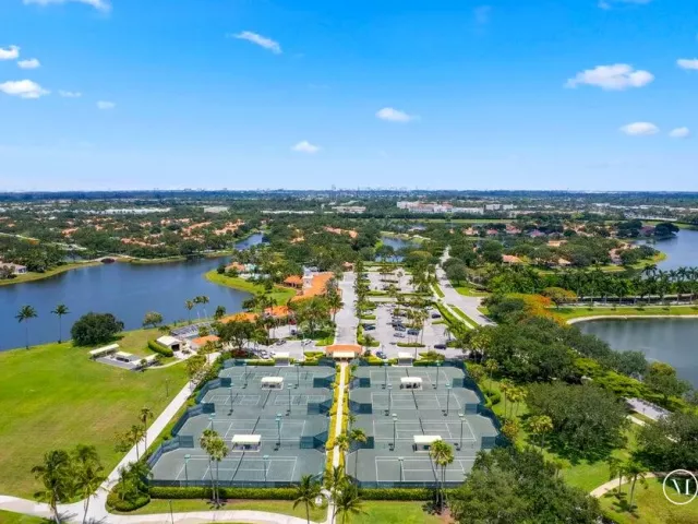 Продажа дома по адресу 7813 Quida Drive - фото 9262544