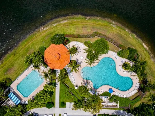 Продажа дома по адресу 7813 Quida Drive - фото 9262547