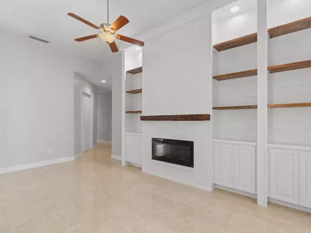 Продажа дома по адресу 7813 Quida Drive - фото 9262517