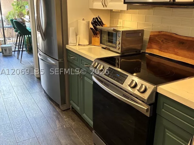 Продажа дома по адресу 806 Saint Andrews Rd 13 - фото 9368380