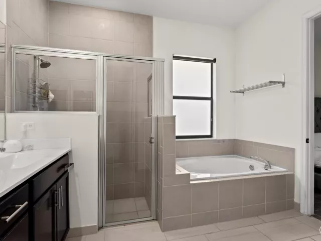 Продажа дома по адресу 4339 Buena Tara Drive - фото 9266296