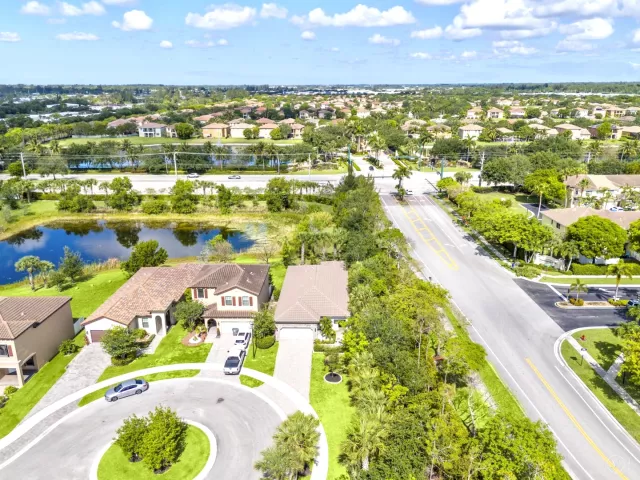 Продажа дома по адресу 4339 Buena Tara Drive - фото 9266312