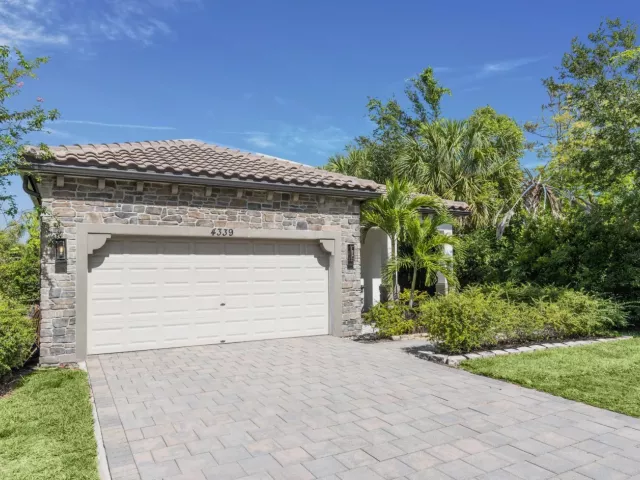 Продажа дома по адресу 4339 Buena Tara Drive - фото 9266277