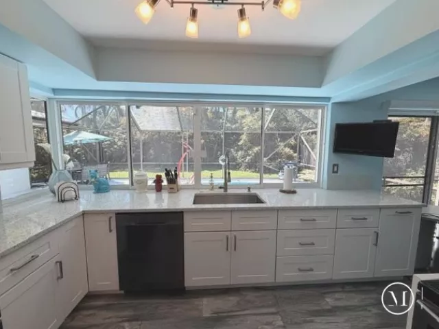 Продажа дома по адресу 2050 NE 59TH - фото 9263598