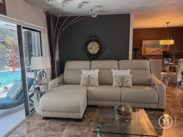 Продажа дома по адресу 2050 NE 59TH - фото 9263587