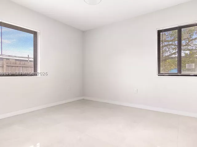 Продажа дома по адресу 1910 NW 134th St - фото 9264130