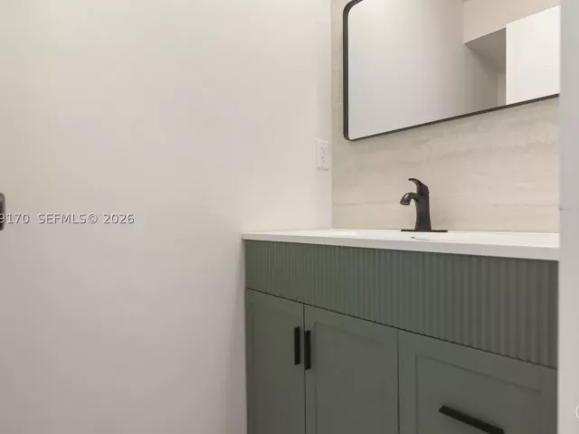 Продажа дома по адресу 1910 NW 134th St - фото 9264134