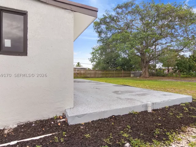 Продажа дома по адресу 1910 NW 134th St - фото 9264137