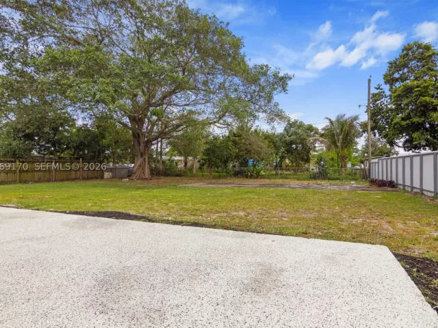 Продажа дома по адресу 1910 NW 134th St - фото 9264138