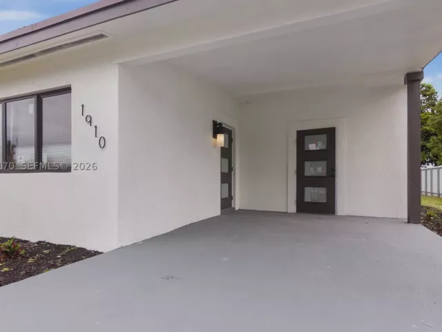 Продажа дома по адресу 1910 NW 134th St - фото 9264124