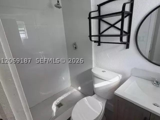 Продажа дома по адресу 460 NW 82nd Ter - фото 9262353