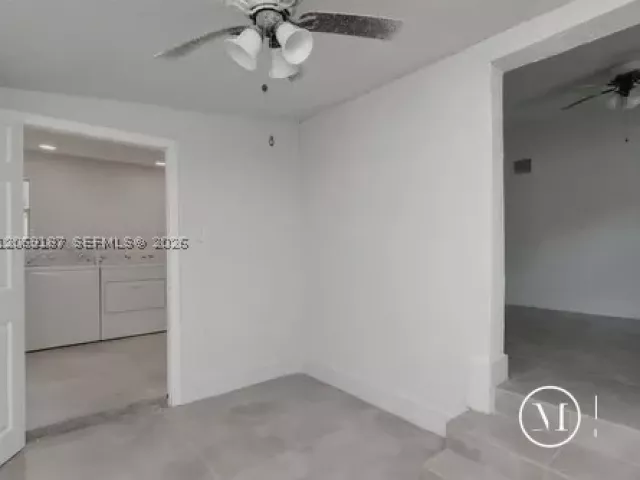 Продажа дома по адресу 460 NW 82nd Ter - фото 9262345
