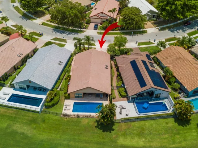 Продажа дома по адресу 11204 Cloverleaf Circle - фото 9263899
