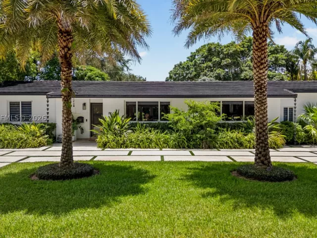 Продажа дома по адресу 8500 SW 106th St - фото 9264209