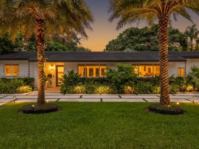 Продажа дома по адресу 8500 SW 106th St - фото 9264194