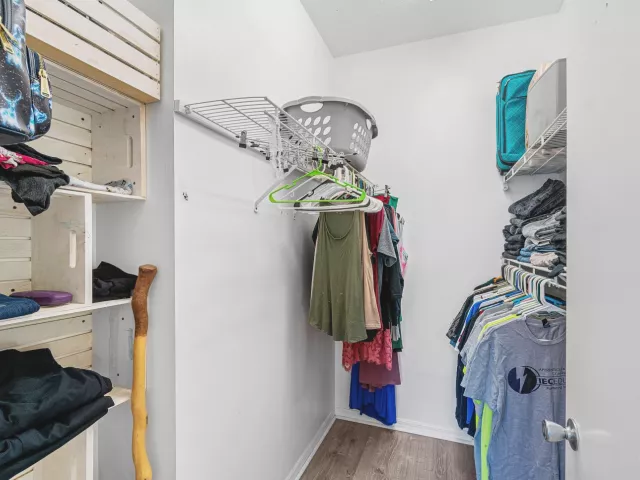 Продажа дома по адресу 2406 SUNDY Avenue - фото 9262471