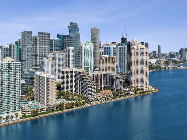 Продажа квартиры #A1015 - фото 9262407