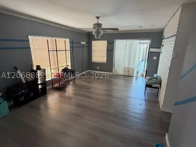 Продажа дома по адресу 3311 NW 16th Ter - фото 9264157