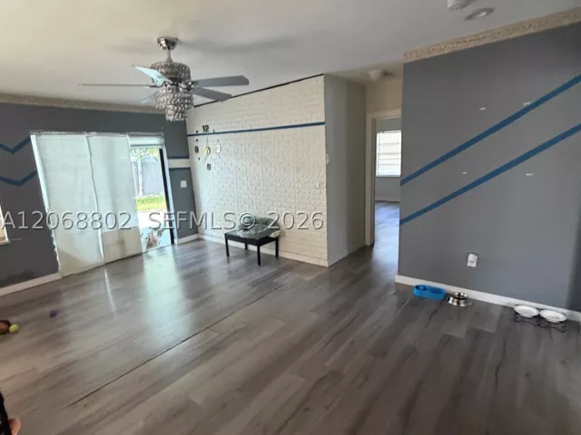 Продажа дома по адресу 3311 NW 16th Ter - фото 9264158