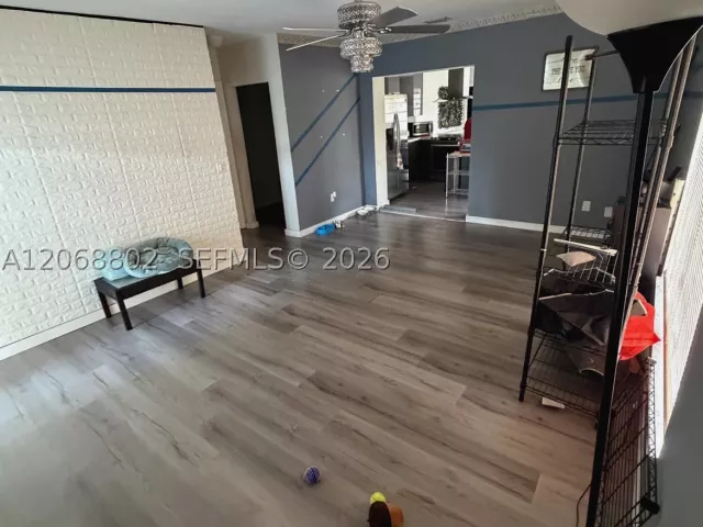 Продажа дома по адресу 3311 NW 16th Ter - фото 9264159