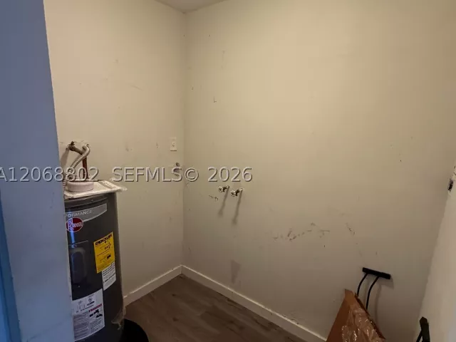 Продажа дома по адресу 3311 NW 16th Ter - фото 9264162