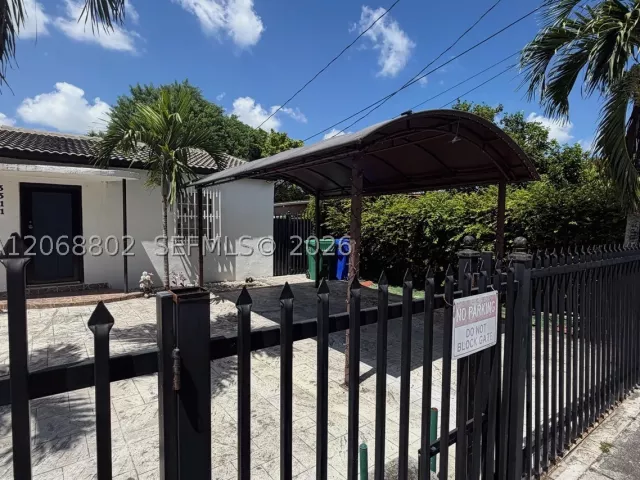 Продажа дома по адресу 3311 NW 16th Ter - фото 9264146