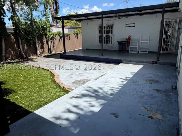 Продажа дома по адресу 3311 NW 16th Ter - фото 9264189